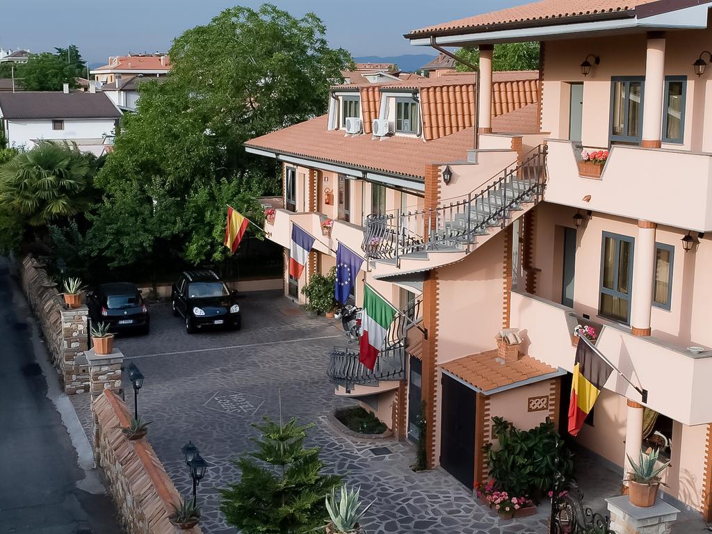 Hotel Louis Ii 3*